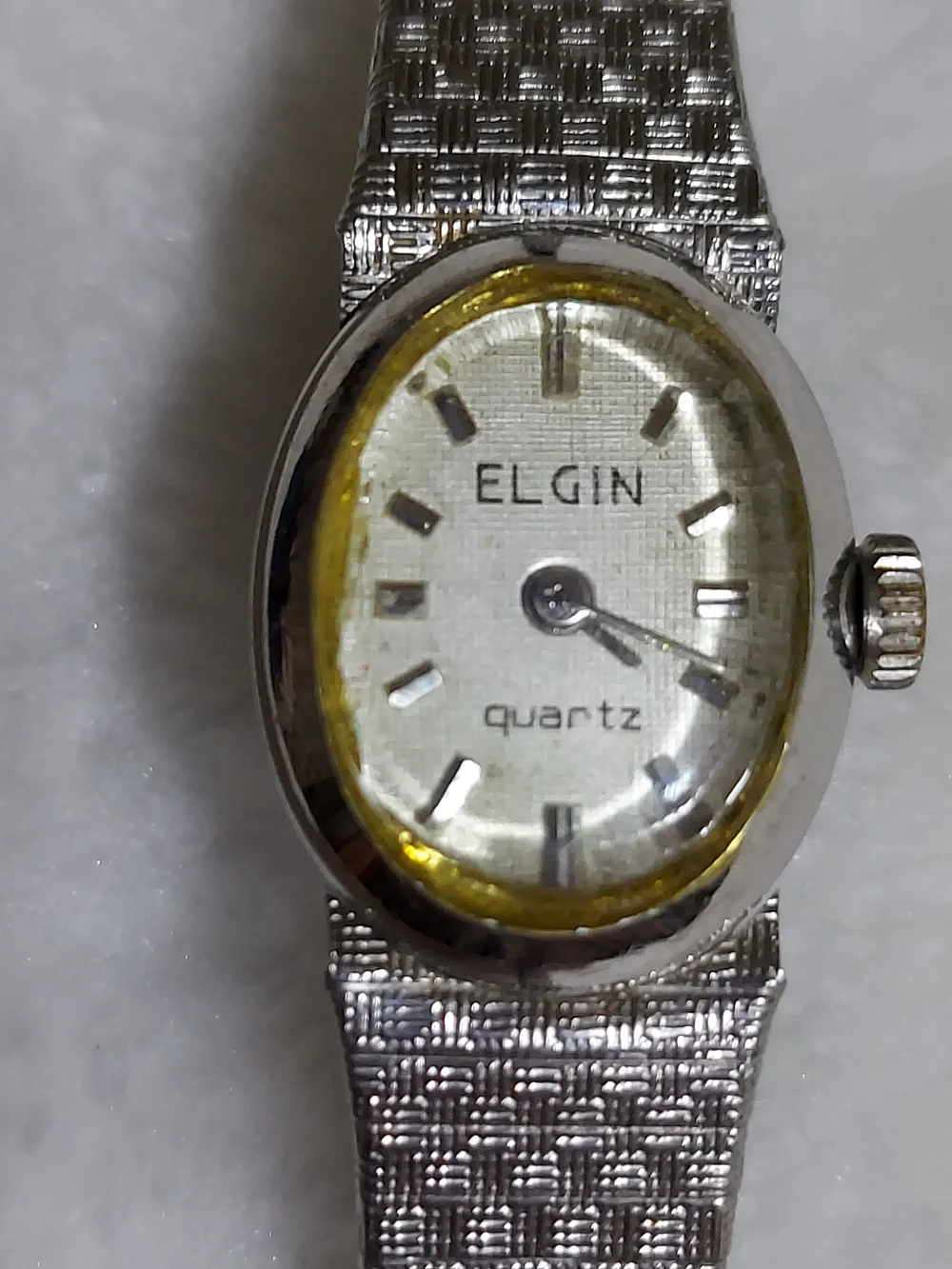 Vintage Elgin Women's Silver-Tone Quartz Watch with Gold Accent Working
